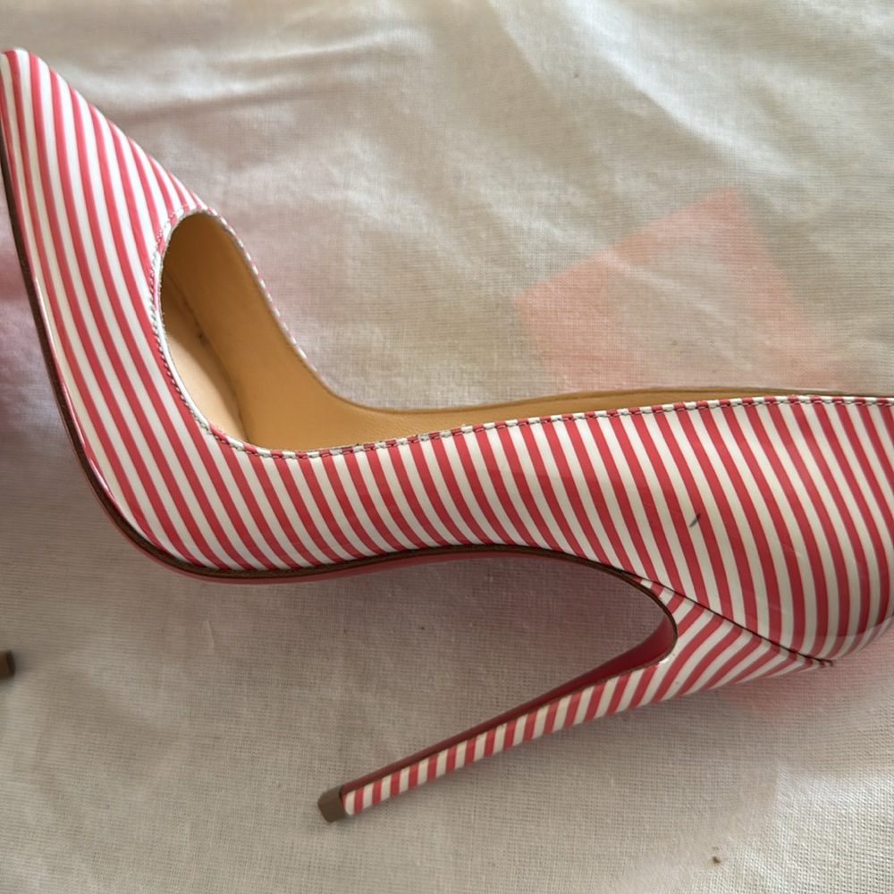 New Christian Louboutin 120 heel pump in Bianca smoothie color with scuffs - Picture 10 of 13